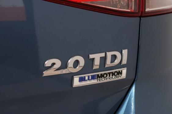 VOLKSWAGEN GOLF 7 ADVANCE  2.0 TDI 150CV BMT DSG 2017 de segunda mano