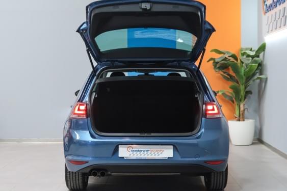 VOLKSWAGEN GOLF 7 ADVANCE  2.0 TDI 150CV BMT DSG 2017 de segunda mano