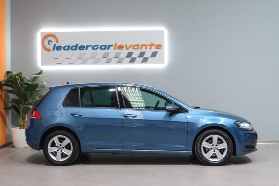 VOLKSWAGEN GOLF 7 ADVANCE  2.0 TDI 150CV BMT DSG 2017 de segunda mano