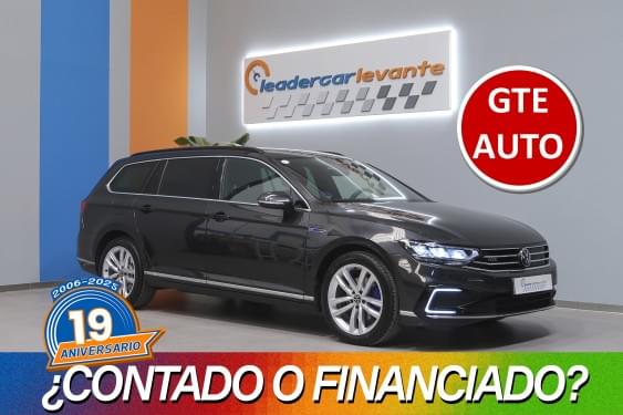VOLKSWAGEN PASSAT VARIANT GTE 1.4 TSI 220CV 2023 de segunda mano