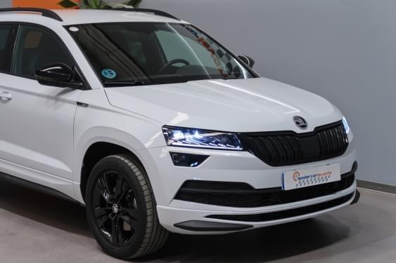 SKODA KAROQ SPORTLINE 2.0 TDI 150CV 4X4 2021 de segunda mano