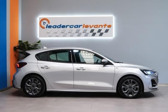 Comprar FORD FOCUS ST LINE 1.0 ECOBOOST 125CV 2023 de segunda mano FORD FOCUS ST LINE 1.0 ECOBOOST 125CV 2023 de segunda mano