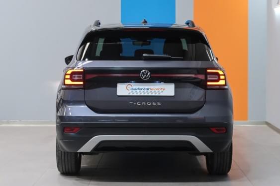 Comprar VOLKSWAGEN T-CROSS 1.0 TSI 110CV ADVANCE DSG7 2023 de segunda mano VOLKSWAGEN T-CROSS 1.0 TSI 110CV ADVANCE DSG7 2023 de segunda mano