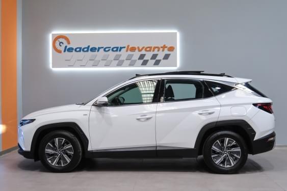 Comprar HYUNDAI TUCSON 1.6CRDI 136CV 48V MAXX SKY DCT 2022 de segunda mano HYUNDAI TUCSON 1.6CRDI 136CV 48V MAXX SKY DCT 2022 de segunda mano