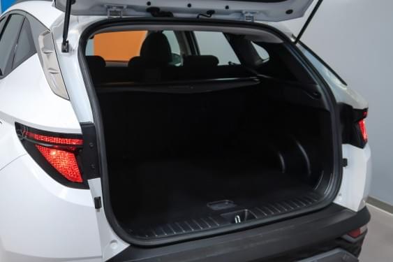 Comprar HYUNDAI TUCSON 1.6CRDI 136CV 48V MAXX SKY DCT 2022 de segunda mano HYUNDAI TUCSON 1.6CRDI 136CV 48V MAXX SKY DCT 2022 de segunda mano