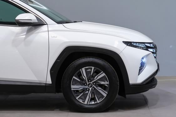 Comprar HYUNDAI TUCSON 1.6CRDI 136CV 48V MAXX SKY DCT 2022 de segunda mano HYUNDAI TUCSON 1.6CRDI 136CV 48V MAXX SKY DCT 2022 de segunda mano