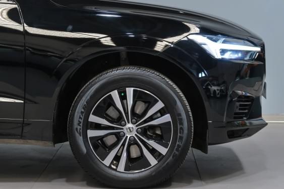 Comprar VOLVO XC60 2.0 T6 AWD RECHARGE R-DESIGN AUTO 2021 de segunda mano VOLVO XC60 2.0 T6 AWD RECHARGE R-DESIGN AUTO 2021 de segunda mano