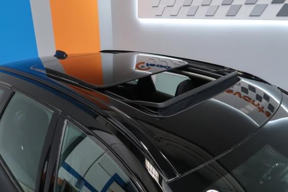 Comprar VOLVO XC60 2.0 T6 AWD RECHARGE R-DESIGN AUTO 2021 de segunda mano VOLVO XC60 2.0 T6 AWD RECHARGE R-DESIGN AUTO 2021 de segunda mano