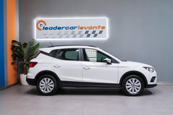 SEAT ARONA 1.6 TDI 95CV STYLE GO ECO 2021 de segunda mano
