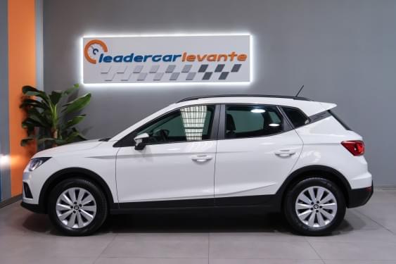 SEAT ARONA 1.6 TDI 95CV STYLE GO ECO 2021 de segunda mano