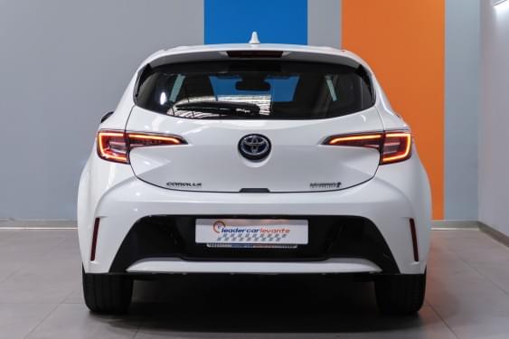 Comprar TOYOTA COROLLA 1.8 125H ACTIVE E-CVT 122CV 2020 de segunda mano TOYOTA COROLLA 1.8 125H ACTIVE E-CVT 122CV 2020 de segunda mano