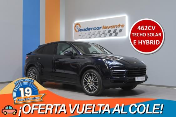 PORSCHE CAYENNE COUPE E HYBRID PLATINIUM EDITION 462CV 2022 de segunda mano