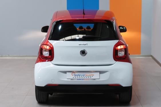 SMART FORFOUR 1.0 PASSION 71CV 2018 de segunda mano