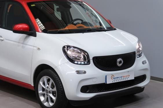 SMART FORFOUR 1.0 PASSION 71CV 2018 de segunda mano