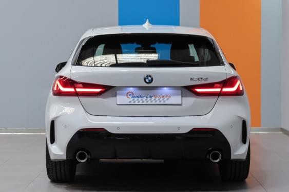 BMW SERIE 1 120 D 190CV AUTO 2021 de segunda mano