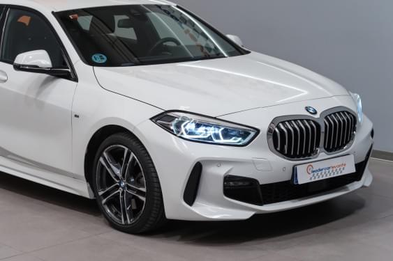 BMW SERIE 1 120 D 190CV AUTO 2021 de segunda mano
