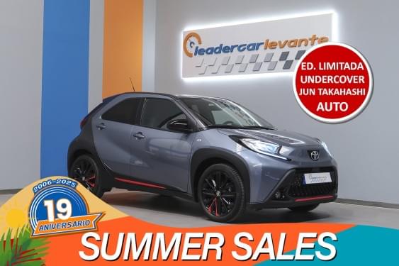 TOYOTA AYGO X CROSS 1.0 UNDERCOVER JUN TAKAHASHI VVTI 72 CV 2024 de segunda mano