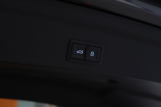 Comprar AUDI Q3 SPORTBACK 35 TDI BLACKLINE QUATTRO S TRONIC 2021 de segunda mano AUDI Q3 SPORTBACK 35 TDI BLACKLINE QUATTRO S TRONIC 2021 de segunda mano