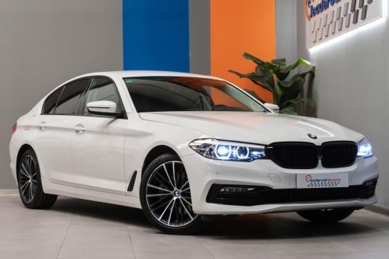 BMW SERIE 5 530 D SPORT LINE 265CV 2017 de segunda mano