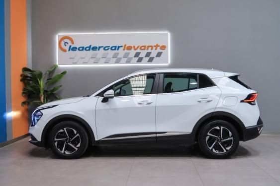 KIA SPORTAGE 1.6 CRDI MHEV 136CV DRIVE 2023 de segunda mano