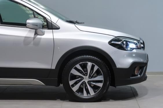 SUZUKI SX4 S-CROSS S-CROSS 1.4T GLX 140CV 2019 de segunda mano