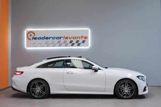 MERCEDES-BENZ CLASE E 220D COUPE 194CV PACK AMG 2018 de segunda mano