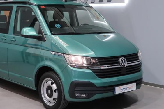 VOLKSWAGEN CALIFORNIA 2.0 TDI BMT BEACH TOUR 4M DSG 204CV 2021 de segunda mano