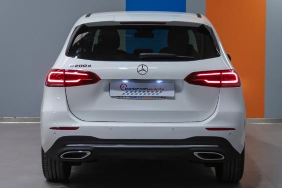 MERCEDES-BENZ CLASE B 200 D 150CV 2022 de segunda mano