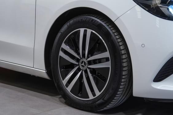 MERCEDES-BENZ CLASE B 200 D 150CV 2022 de segunda mano