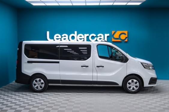 RENAULT TRAFIC MIXTO N15/6 LARGO ENERGY BLUE DCI 150CV 2023 de segunda mano
