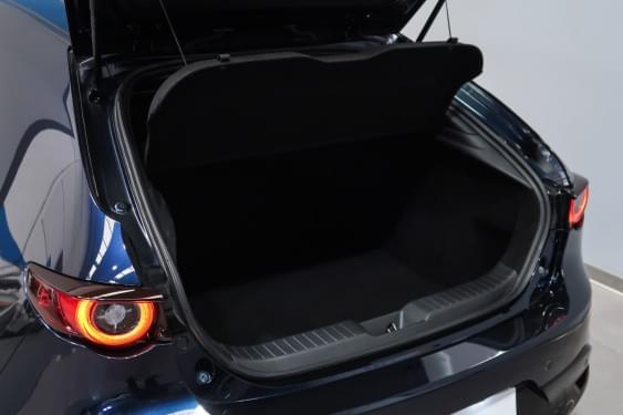 Comprar MAZDA MAZDA 3 2.5L SKY G MHEV 6AT PRIME LINE 140CV 2025 de segunda mano MAZDA MAZDA 3 2.5L SKY G MHEV 6AT PRIME LINE 140CV 2025 de segunda mano