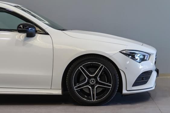 MERCEDES-BENZ CLASE CLA 200D DCT SHOOTING BRAKE 150CV 2020 de segunda mano