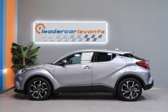 TOYOTA CHR 1.8 125H ADVANCE 122CV 2020 de segunda mano