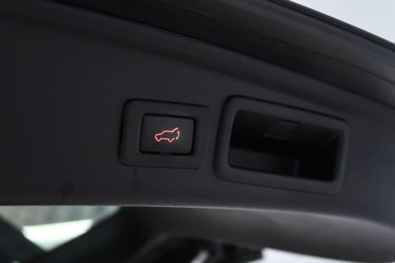 SUBARU FORESTER AWD ECO BI-FUEL LINEARTRONIC EXECUTIVE 2020 de segunda mano