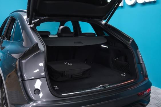 AUDI Q5 SPORTBACK 50 TFSIE BLACK LINE 299CV QUATTRO 2021 de segunda mano