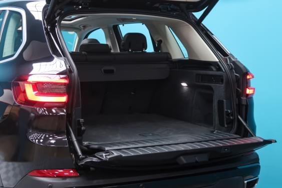 BMW X5 XDRIVE25D 231CV 2022 de segunda mano