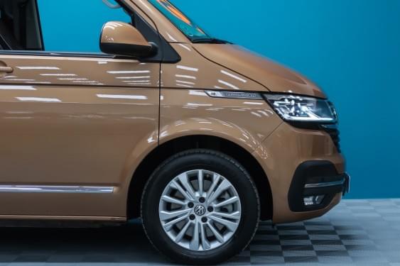 VOLKSWAGEN MULTIVAN 2.0 TDI SCR BMT PREMIUM DSG7 200CV 2021 de segunda mano