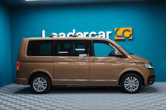VOLKSWAGEN MULTIVAN 2.0 TDI SCR BMT PREMIUM DSG7 200CV 2021 de segunda mano