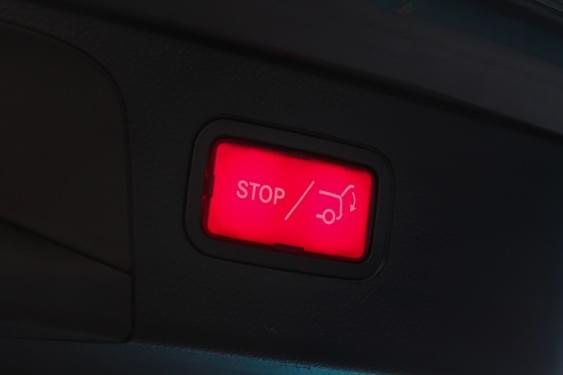 MERCEDES-BENZ CLASE GLC 220D 4MATIC 194CV 2022 de segunda mano