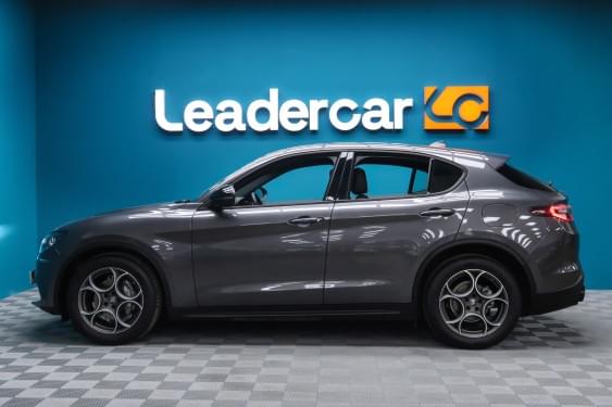 ALFA ROMEO STELVIO 2.2 DIESEL 160CV SPRINT RWD 2024 de segunda mano