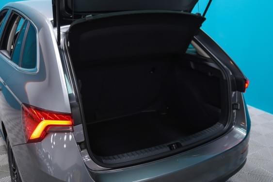 SKODA SCALA SPORT 1.0 TSI 110CV 2023 de segunda mano