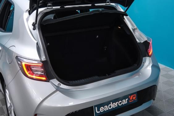 TOYOTA COROLLA 1.8 125H ACTIVE TECH E-CVT 122CV 2022 de segunda mano