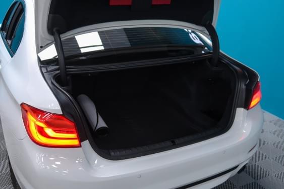 BMW SERIE 5 530DA SPORTLINE 265CVS 2017 de segunda mano