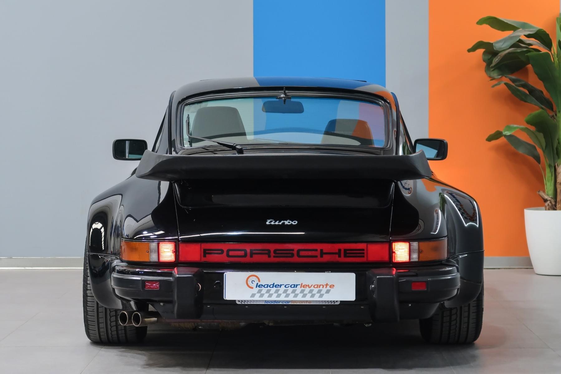 PORSCHE 911 TURBO RUF 17 