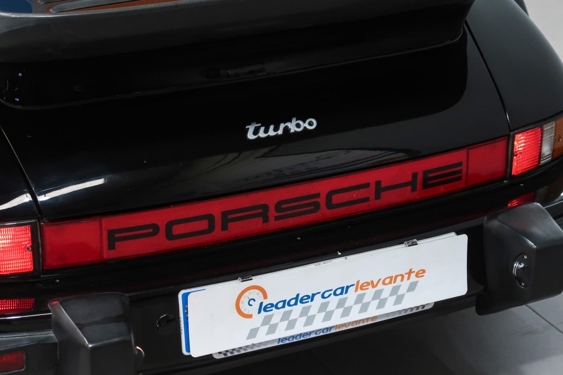 PORSCHE 911 TURBO RUF 19 