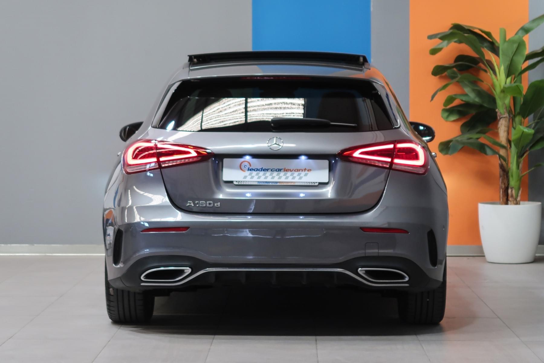 MERCEDES-BENZ CLASE A 180D AMG LINE 116CV 13 