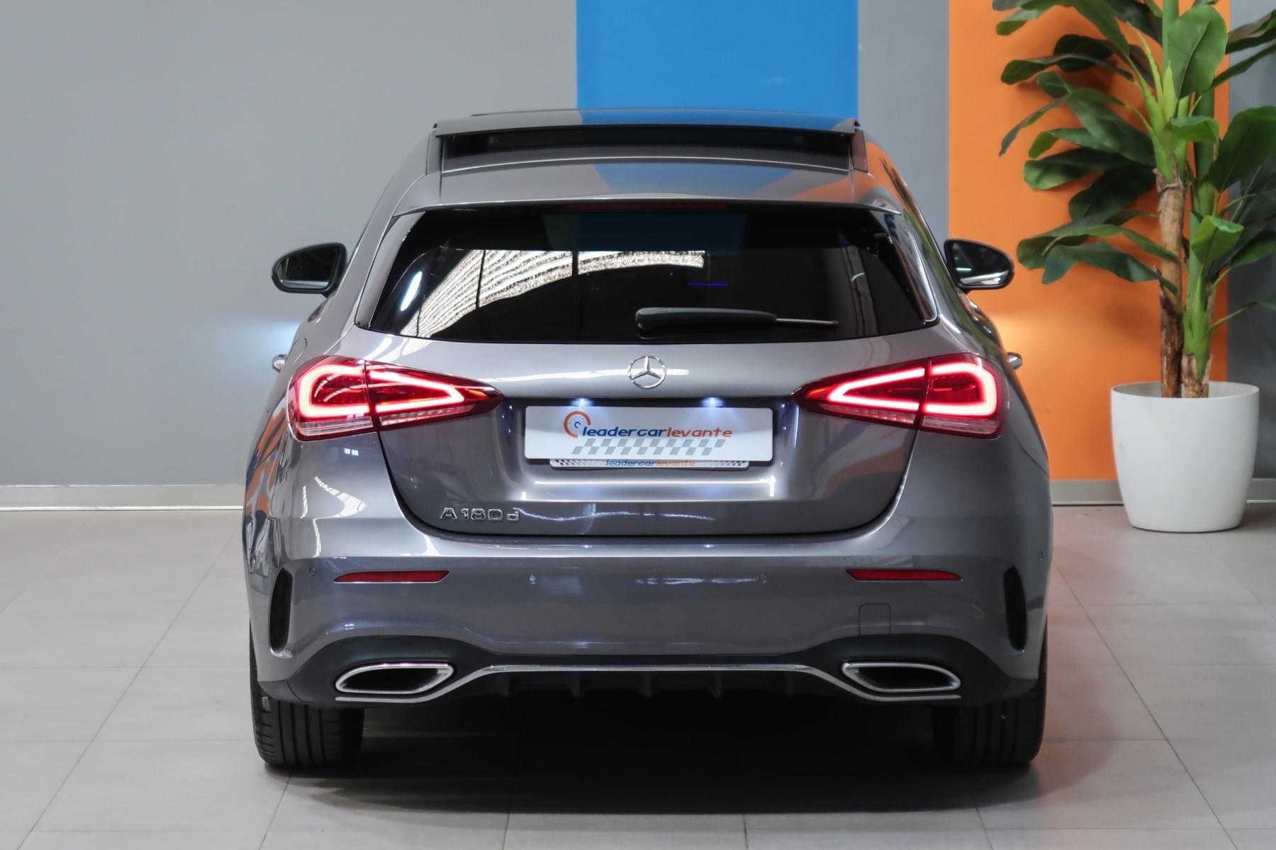 MERCEDES-BENZ CLASE A 180D AMG LINE 116CV 14 