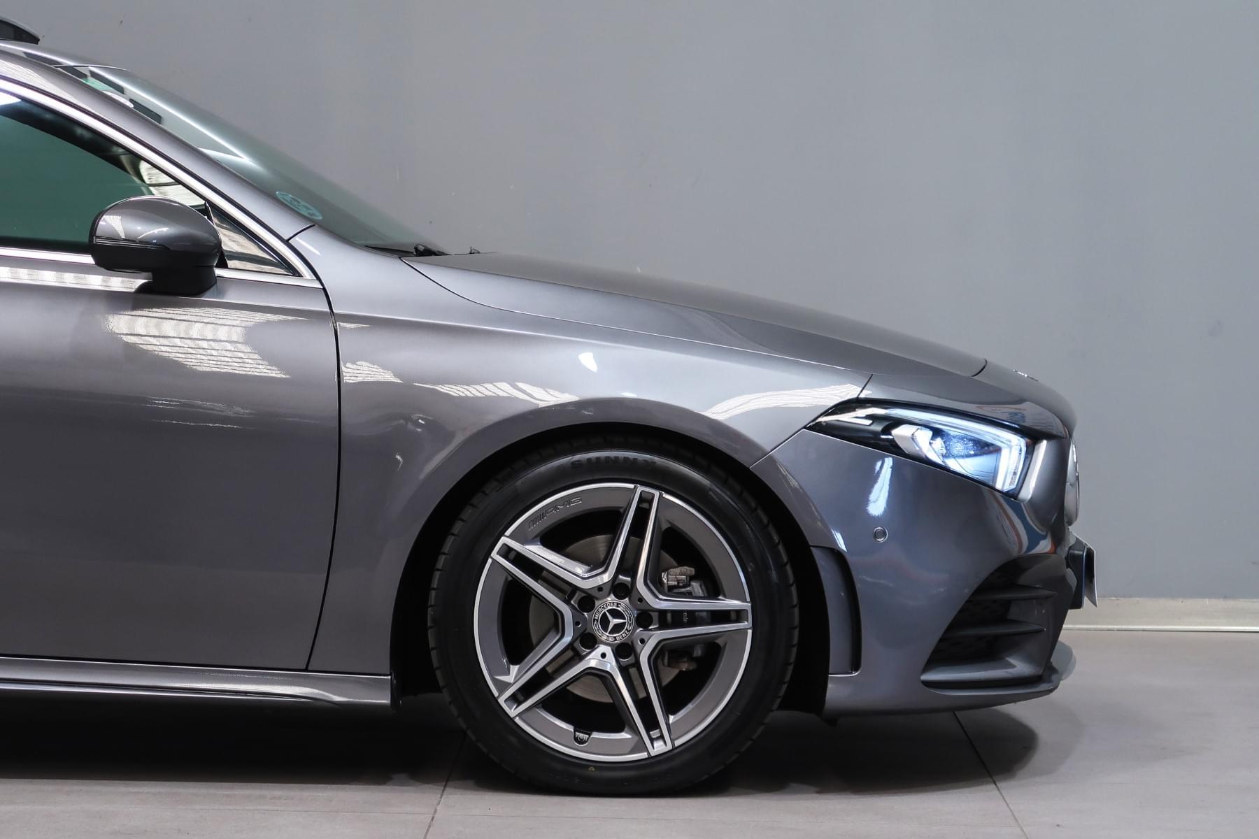 MERCEDES-BENZ CLASE A 180D AMG LINE 116CV 7 