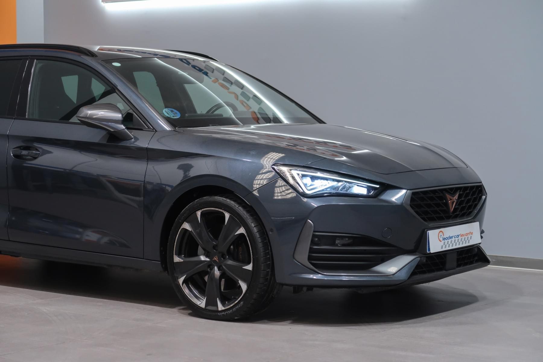 CUPRA LEÓN SP 1.4 E-HYBRID 245CV 8 