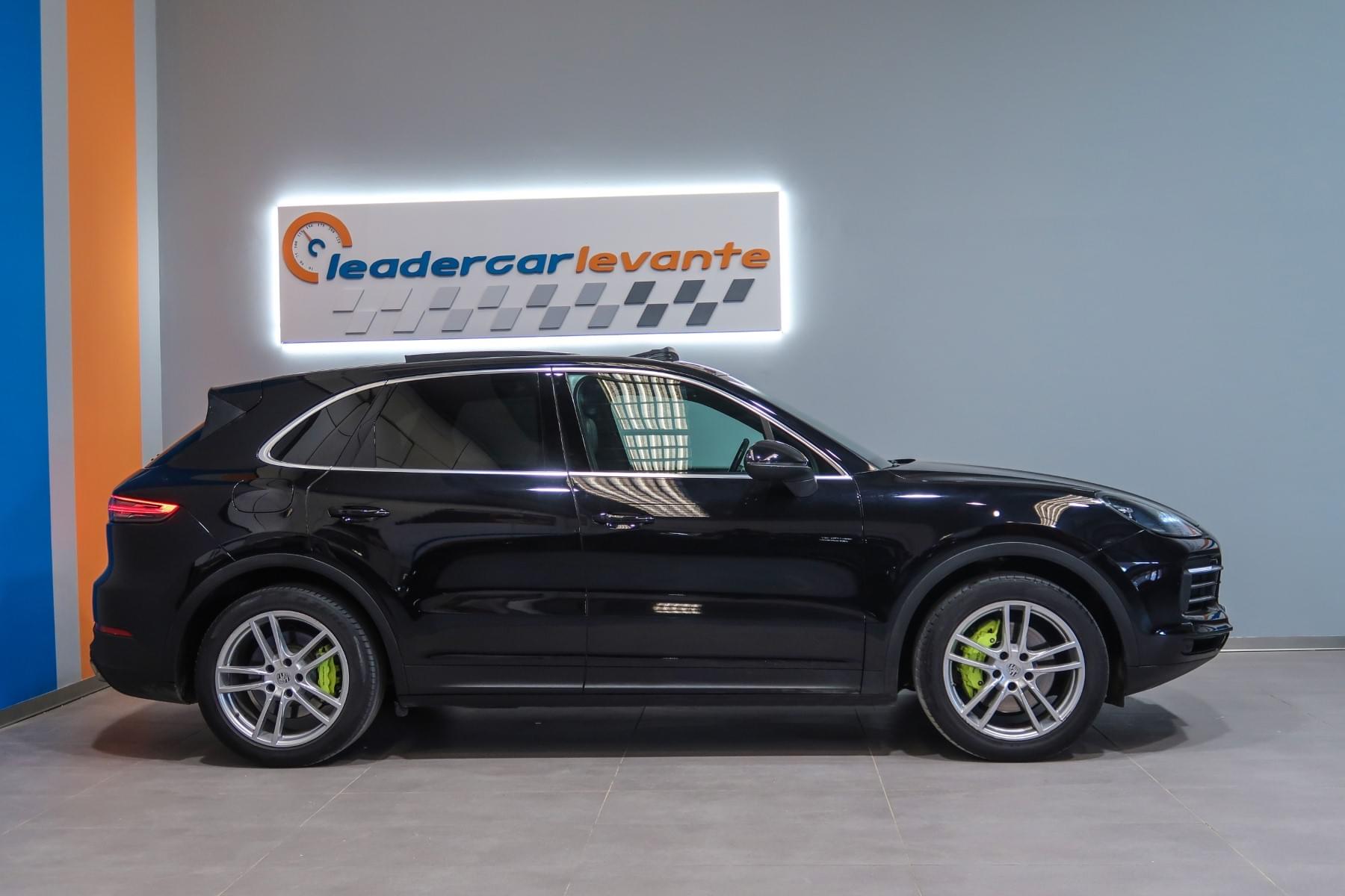 PORSCHE CAYENNE E-HYBRID 462CV 5 